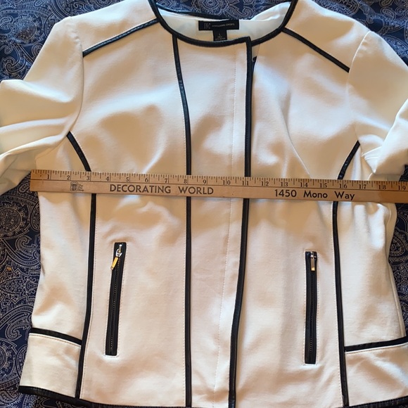 INC-International Concepts Jacket-White with Black Vegan Leather Trim. Size L. - Picture 7 of 8
